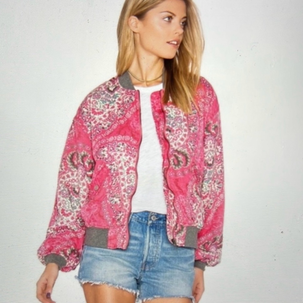 Free People Daytrip Pink and Gray Paisley Bomber Jacket Size XS Oversized - Picture 1 of 9